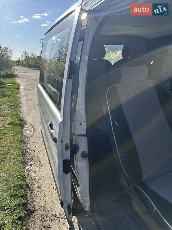 Минивэн Mercedes-Benz Vito 2005 в Киеве фото 9 Минивэн Mercedes-Benz Vito 2005 в Киеве