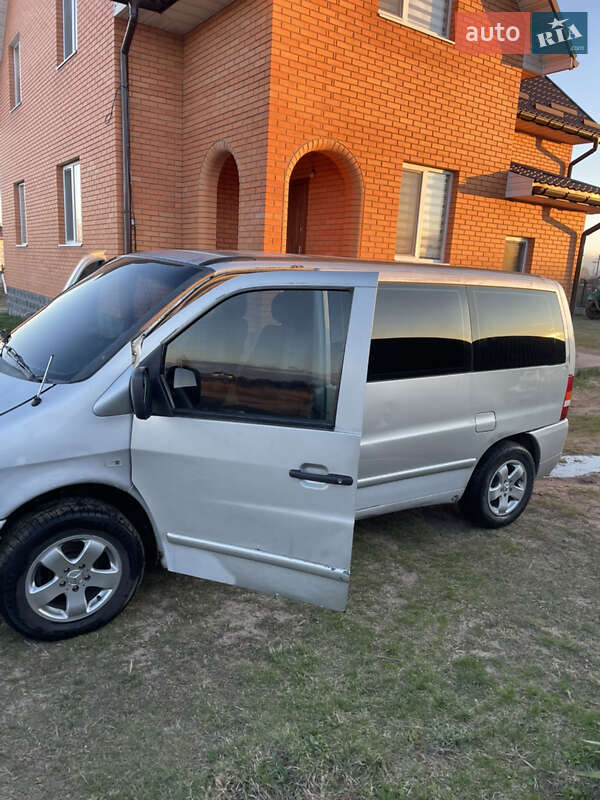 Минивэн Mercedes-Benz Vito 2003 в Обухове