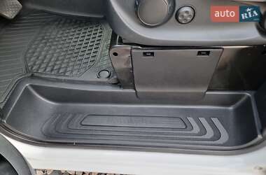 Вантажний фургон Mercedes-Benz Vito 2020 в 
