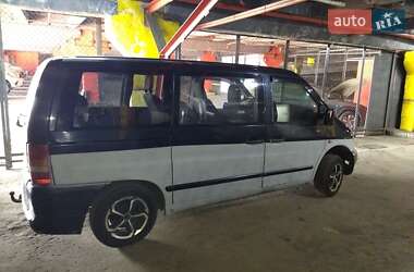 Мінівен Mercedes-Benz Vito 2001 в 