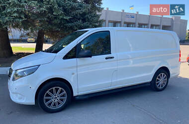 Грузовой фургон Mercedes-Benz Vito 2016 в Ровно