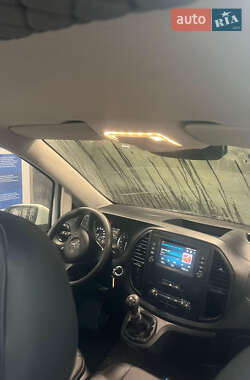 Мінівен Mercedes-Benz Vito 2021 в 
