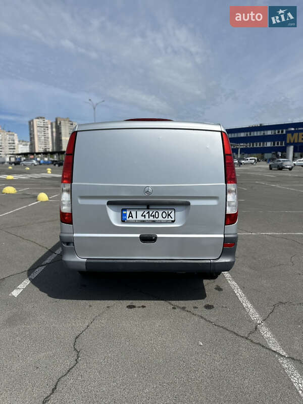 Грузовой фургон Mercedes-Benz Vito 2011 в Киеве