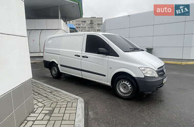 Грузовой фургон Mercedes-Benz Vito 2011 в 