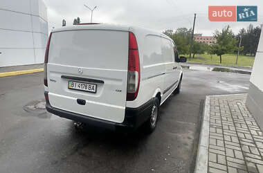 Грузовой фургон Mercedes-Benz Vito 2011 в 