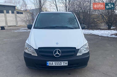 Грузовой фургон Mercedes-Benz Vito 2011 в 