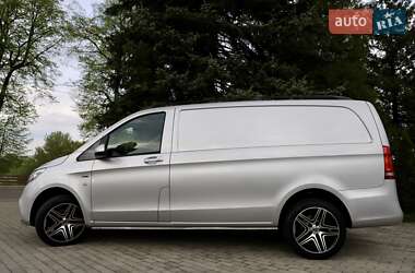 Мінівен Mercedes-Benz Vito 2022 в 