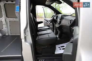 Мінівен Mercedes-Benz Vito 2022 в 