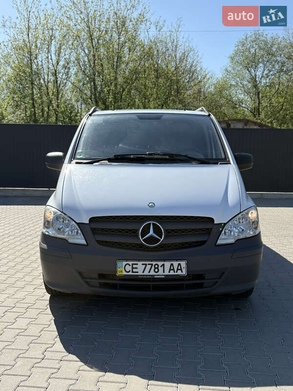 Грузовой фургон Mercedes-Benz Vito 2011 в 