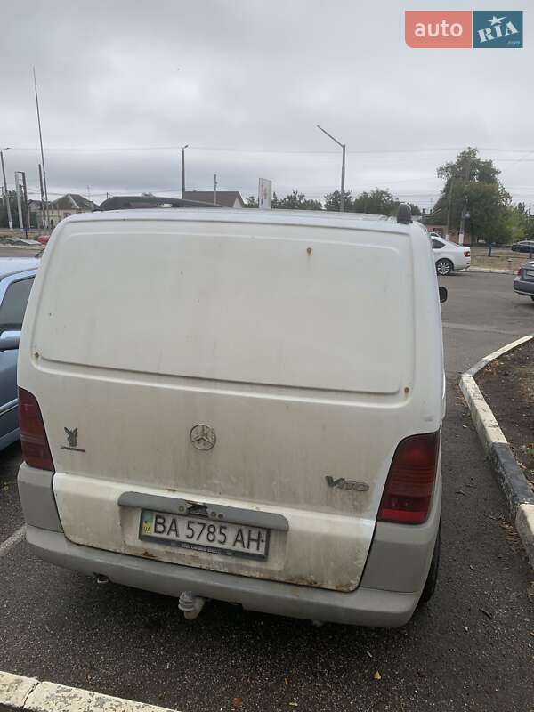 Вантажний фургон Mercedes-Benz Vito 2001 в Кропивницькому
