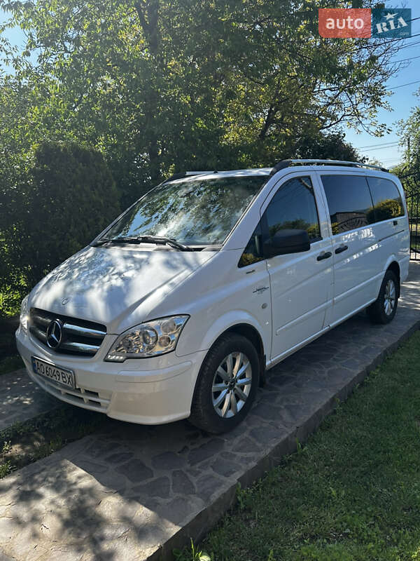 Минивэн Mercedes-Benz Vito 2011 в 