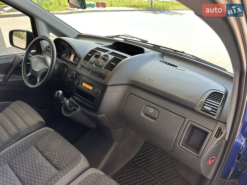 Минивэн Mercedes-Benz Vito 2011 в Николаеве