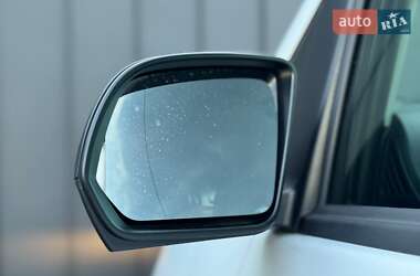 Грузовой фургон Mercedes-Benz Vito 2020 в 