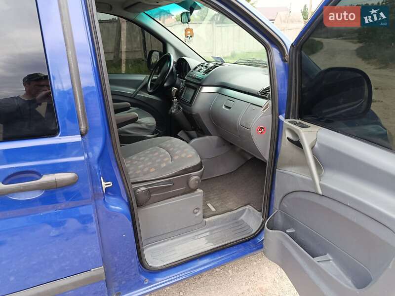 Мінівен Mercedes-Benz Vito 2005 в Кам'янському