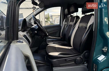 Минивэн Mercedes-Benz Vito 2005 в 