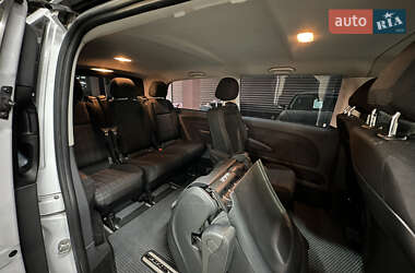 Минивэн Mercedes-Benz Vito 2019 в 