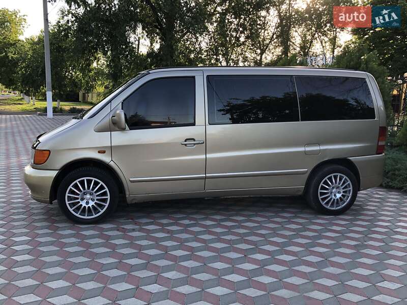 Минивэн Mercedes-Benz Vito 2000 в Теплодаре