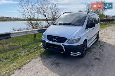 Минивэн Mercedes-Benz Vito 2004 в 