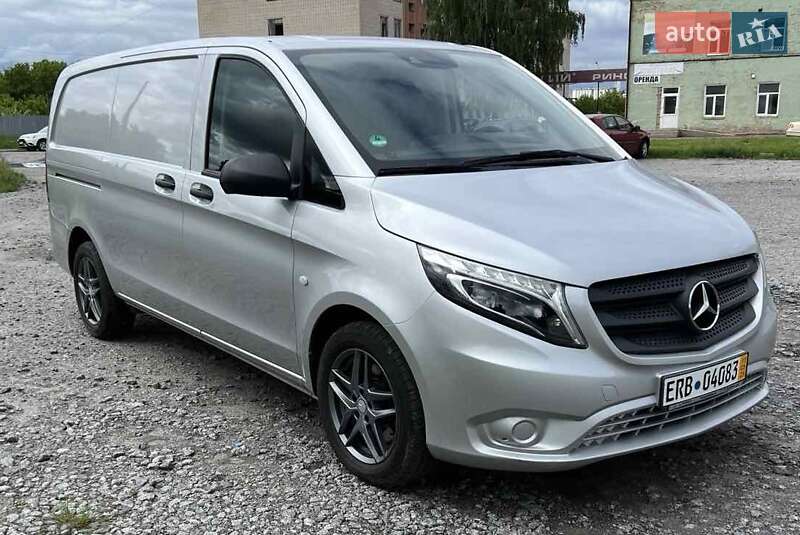 Вантажний фургон Mercedes-Benz Vito 2019 в 