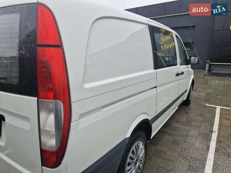 Мінівен Mercedes-Benz Vito 2011 в 