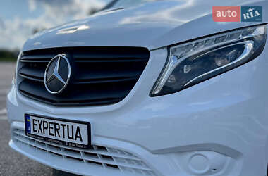 Грузовой фургон Mercedes-Benz Vito 2021 в 