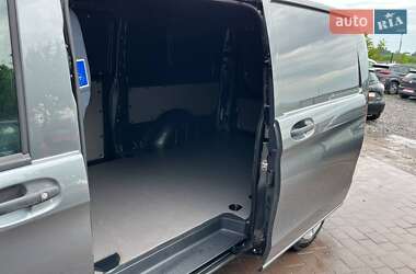Грузовой фургон Mercedes-Benz Vito 2021 в 