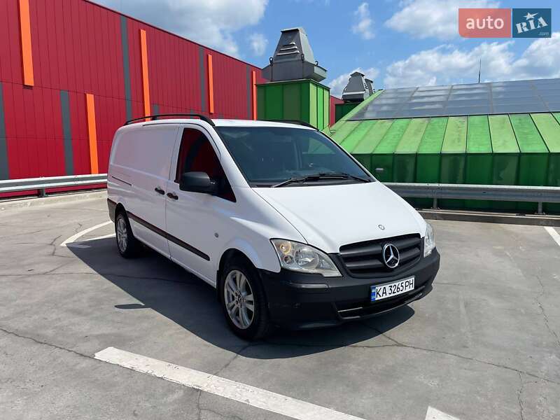 Грузовой фургон Mercedes-Benz Vito 2011 в Киеве