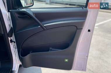 Вантажний фургон Mercedes-Benz Vito 2011 в 
