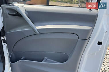 Мікроавтобус Mercedes-Benz Vito 2009 в 