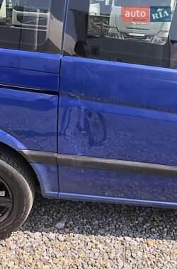 Грузовой фургон Mercedes-Benz Vito 2007 в 