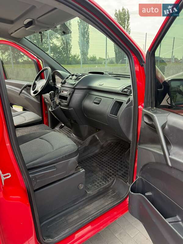 Вантажний фургон Mercedes-Benz Vito 2013 в Первомайську
