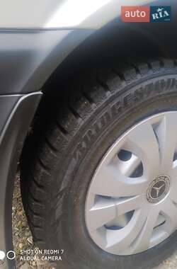 Мікроавтобус Mercedes-Benz Vito 2005 в 