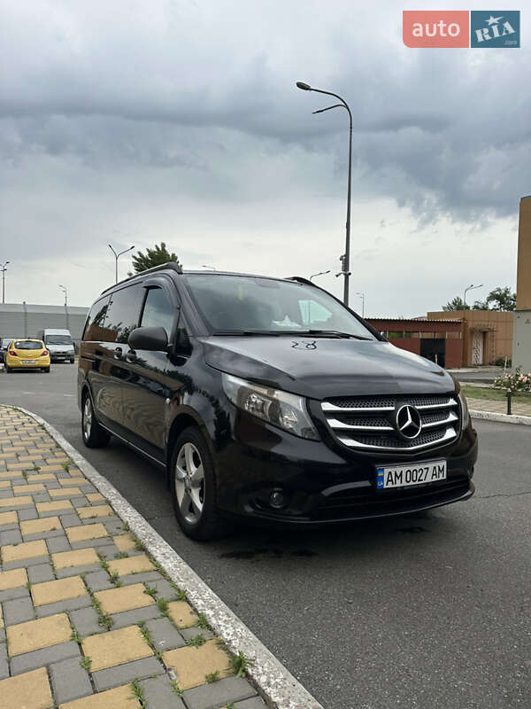 Минивэн Mercedes-Benz Vito 2015 в Киеве