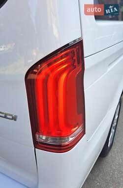 Минивэн Mercedes-Benz Vito 2020 в 