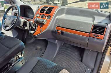 Минивэн Mercedes-Benz Vito 2003 в 