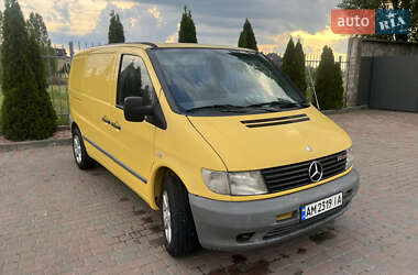 Грузовой фургон Mercedes-Benz Vito 2003 в Коростене