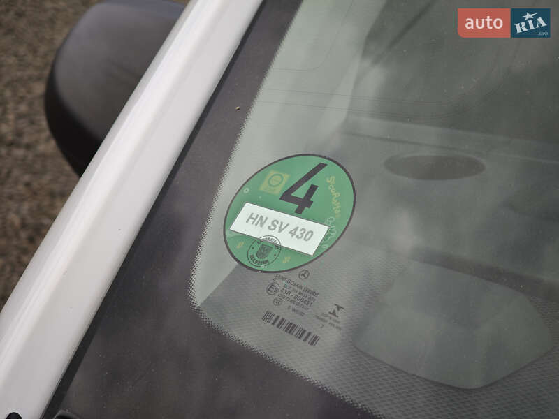 Вантажний фургон Mercedes-Benz Vito 2017 в Луцьку