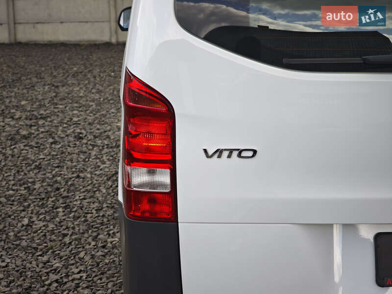 Вантажний фургон Mercedes-Benz Vito 2017 в Луцьку