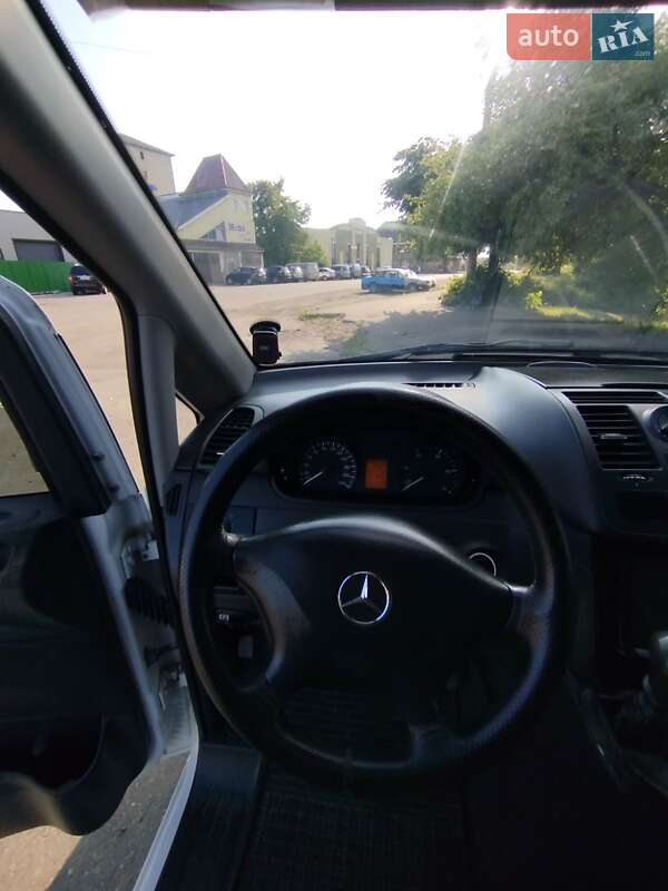 Минивэн Mercedes-Benz Vito 2010 в Калуше