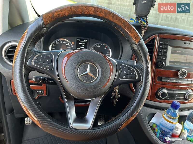 Мінівен Mercedes-Benz Vito 2016 в Києві