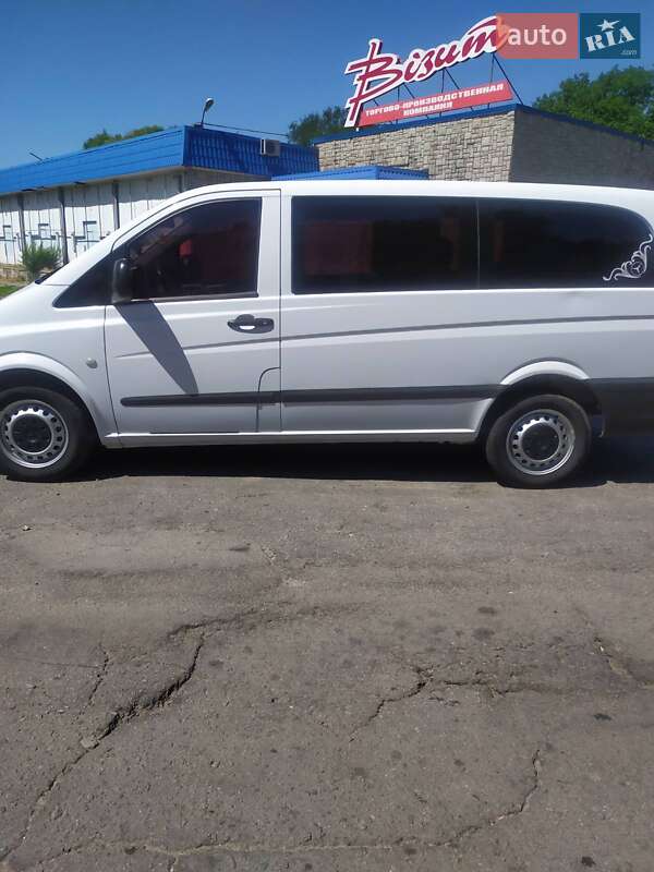 Мікроавтобус Mercedes-Benz Vito 2008 в Кам'янському