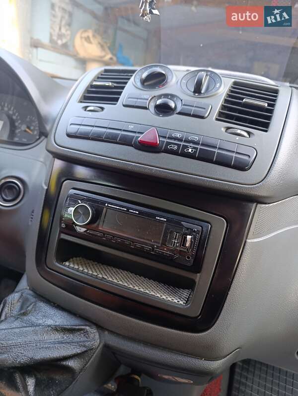 Минивэн Mercedes-Benz Vito 2004 в Любашевке