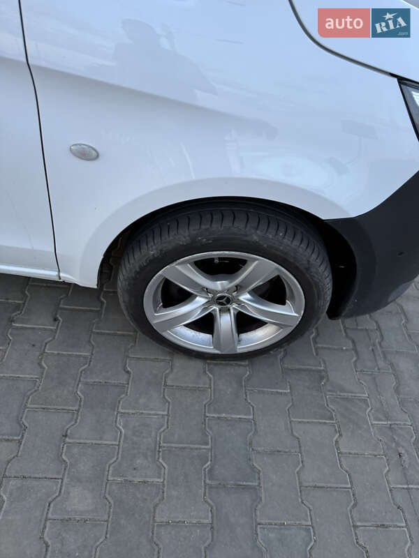 Минивэн Mercedes-Benz Vito 2022 в Доброславе