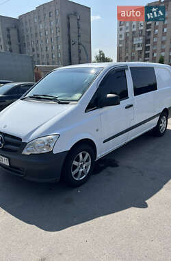 Мінівен Mercedes-Benz Vito 2012 в 