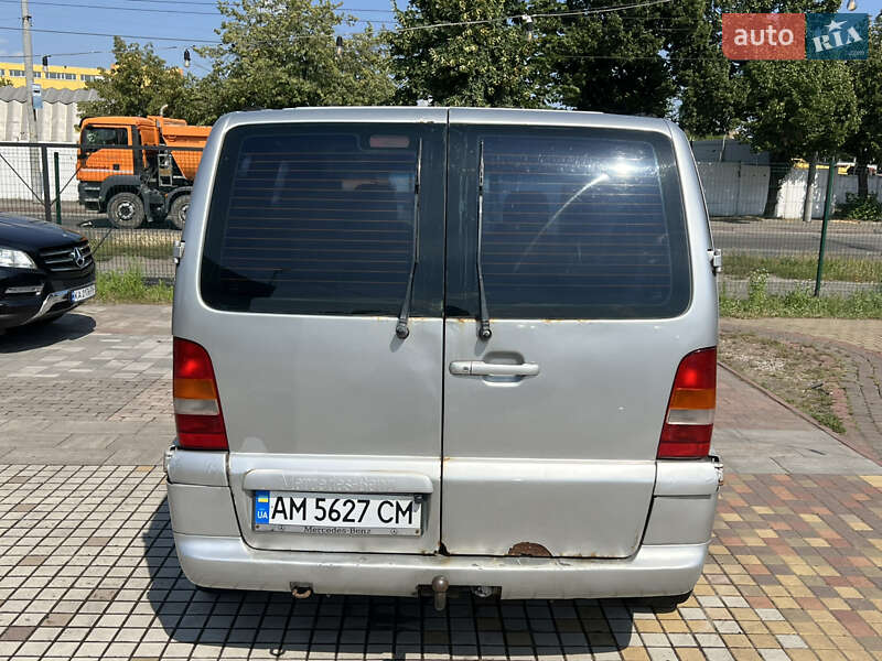Мінівен Mercedes-Benz Vito 2001 в Києві