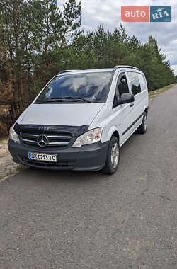 Грузовой фургон Mercedes-Benz Vito 2011 в Рокитном