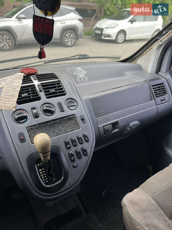 Мінівен Mercedes-Benz Vito 2002 в Києві