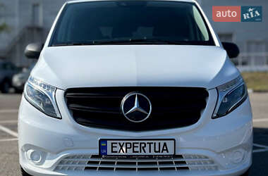 Грузовой фургон Mercedes-Benz Vito 2021 в 