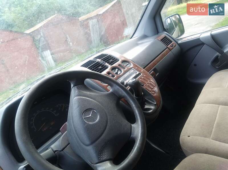 Мінівен Mercedes-Benz Vito 2000 в Борисполі
