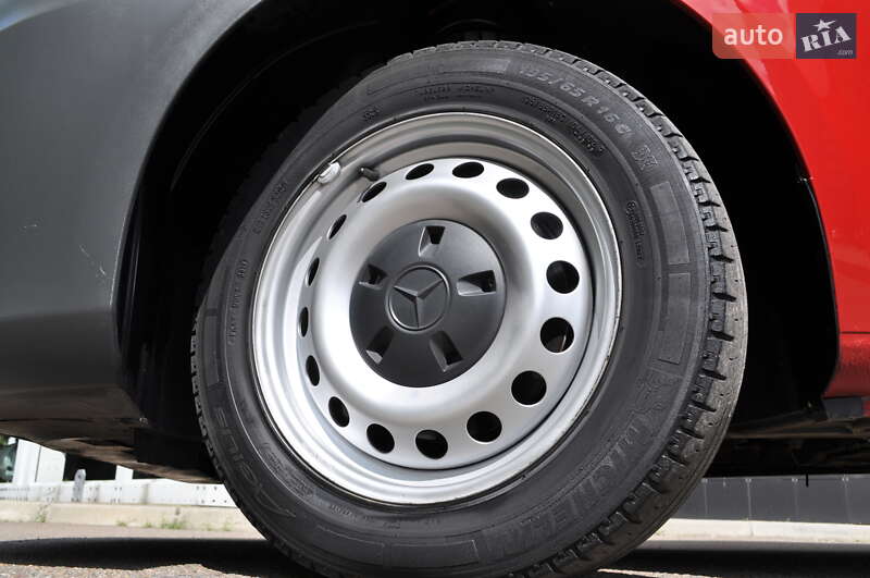 Грузовой фургон Mercedes-Benz Vito 2018 в Киеве